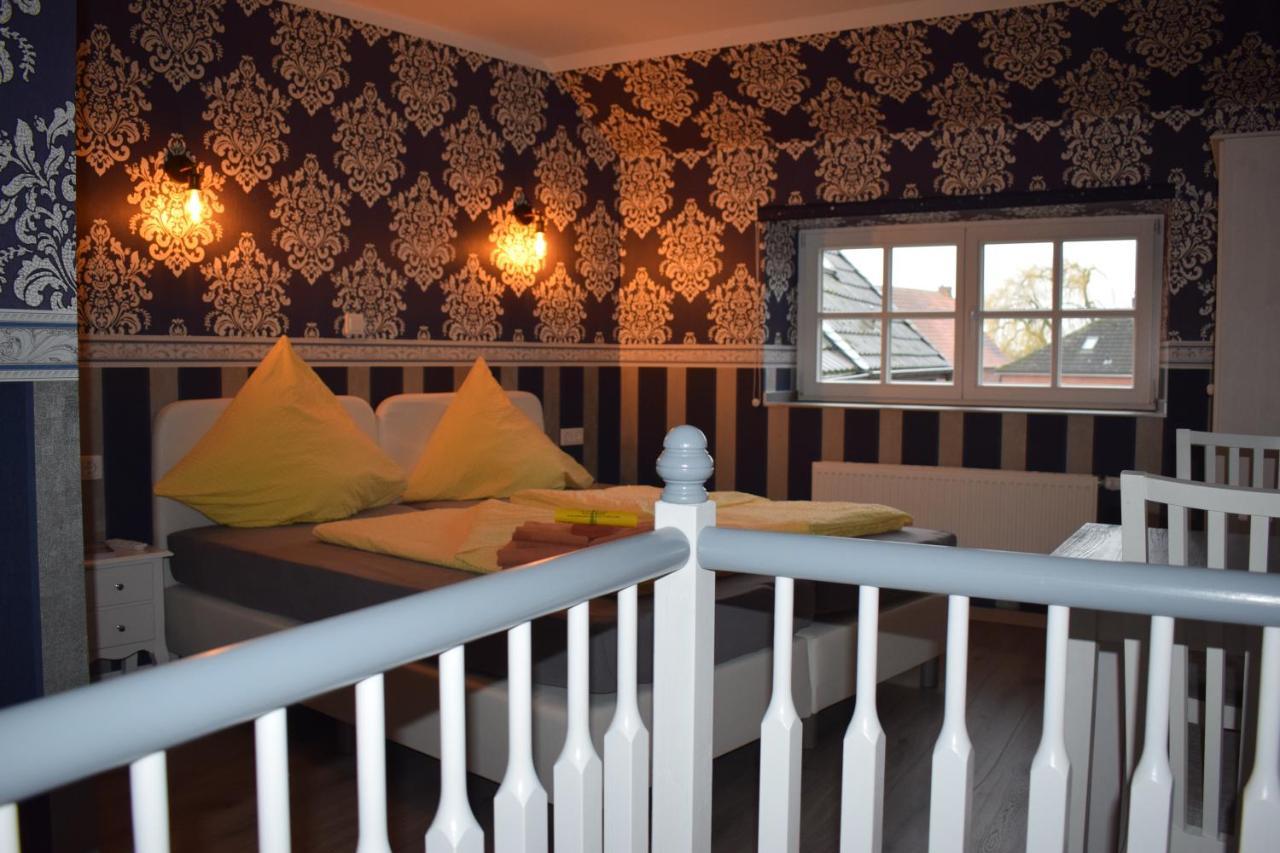 Gast-Und Weinhaus Zwiebelturm Kerken Extérieur photo